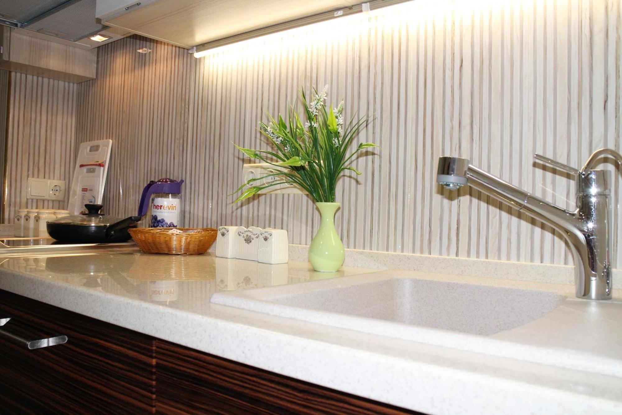 Elite Odessa Apartments Luaran gambar